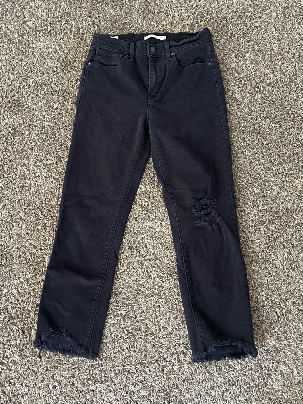 Levi’s Premium 724 Black Distressed‎ High Rise Straight Cropped Jeans Size 28